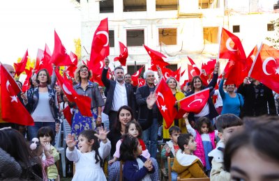 ‘Cumhuriyetin çocukları sanatla daha mutlu’